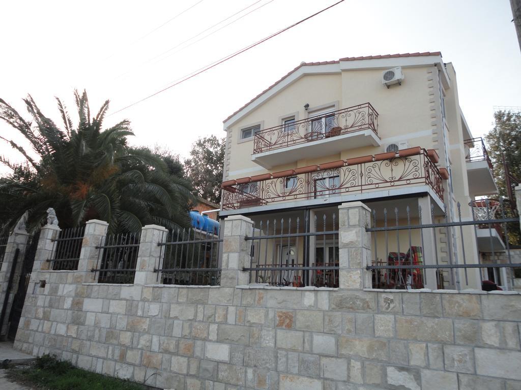 Apartments Delcheva Utjeha Exterior photo